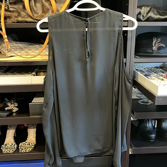 MK black sheer open shoulder blouse Never worn - Picture 4 of 4